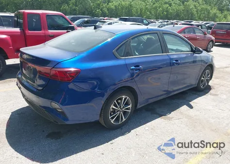 2024 Kia Forte Lxs z USA, uszkodzony, nr VIN 3KPF24AD5RE785312